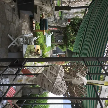 Lombardi Apartment *